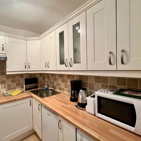 T2 à Arcachon, Proche Et Centre, Parking Privé, Tv, Wifi, Terrasse - Fr-1-319-506